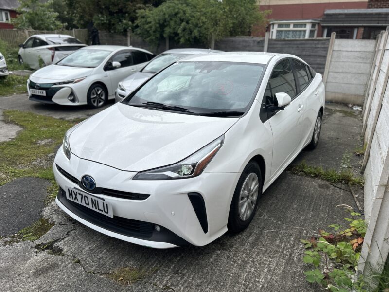 Toyota Prius 5 seats hybrid 2021 with many extra options