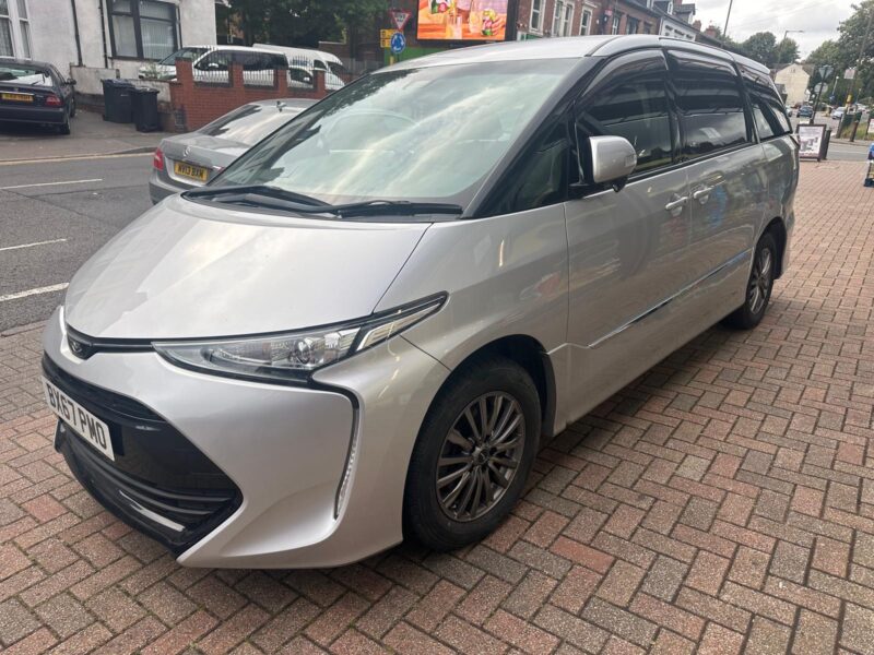 TOYOTA ESTIMA HYBRID 2017 8 seats EURO 6 2wd SILVER