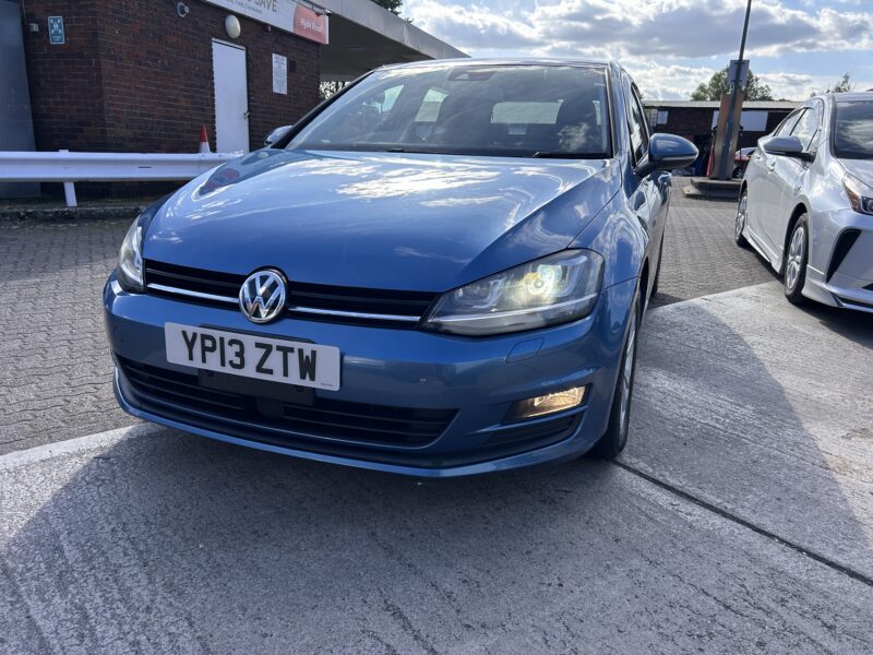 VW Golf 2013 1.2 petrol automatic hatchback nice&clean