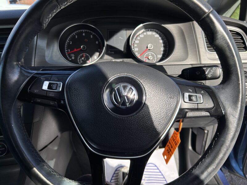 VW Golf 2013 1.2 petrol automatic hatchback nice&clean