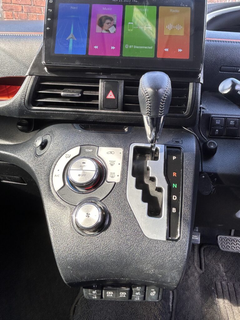 Toyota Sienta 2019 1.5 hybrid euro6 7 seats