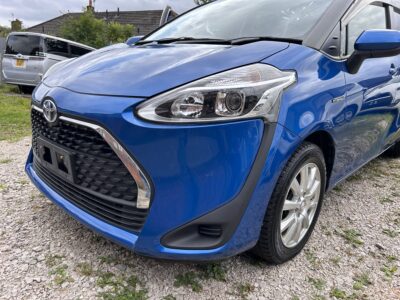 Toyota sienta blue 2020 Mpv 7 seats