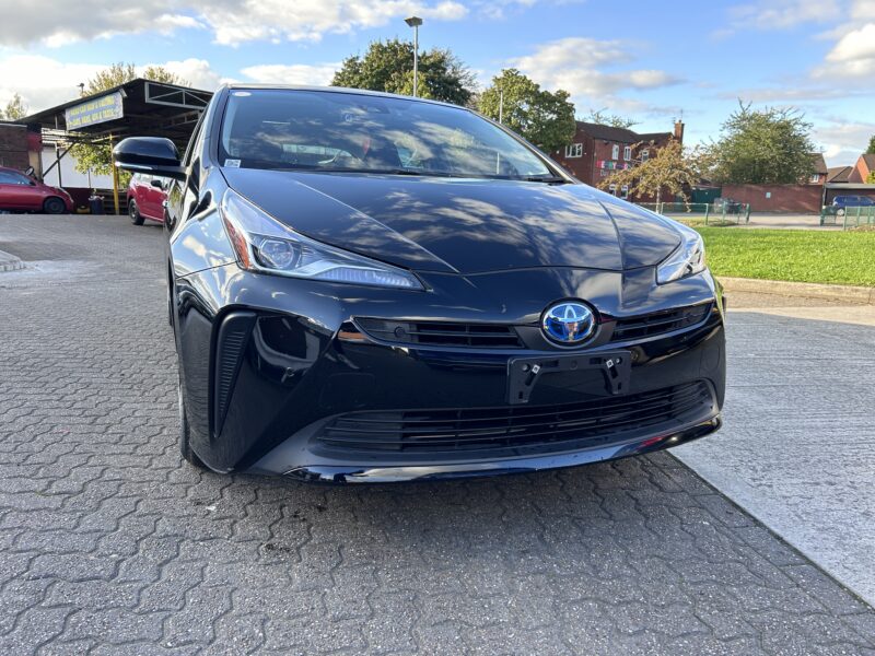 Toyota Prius 2022 hybrid black