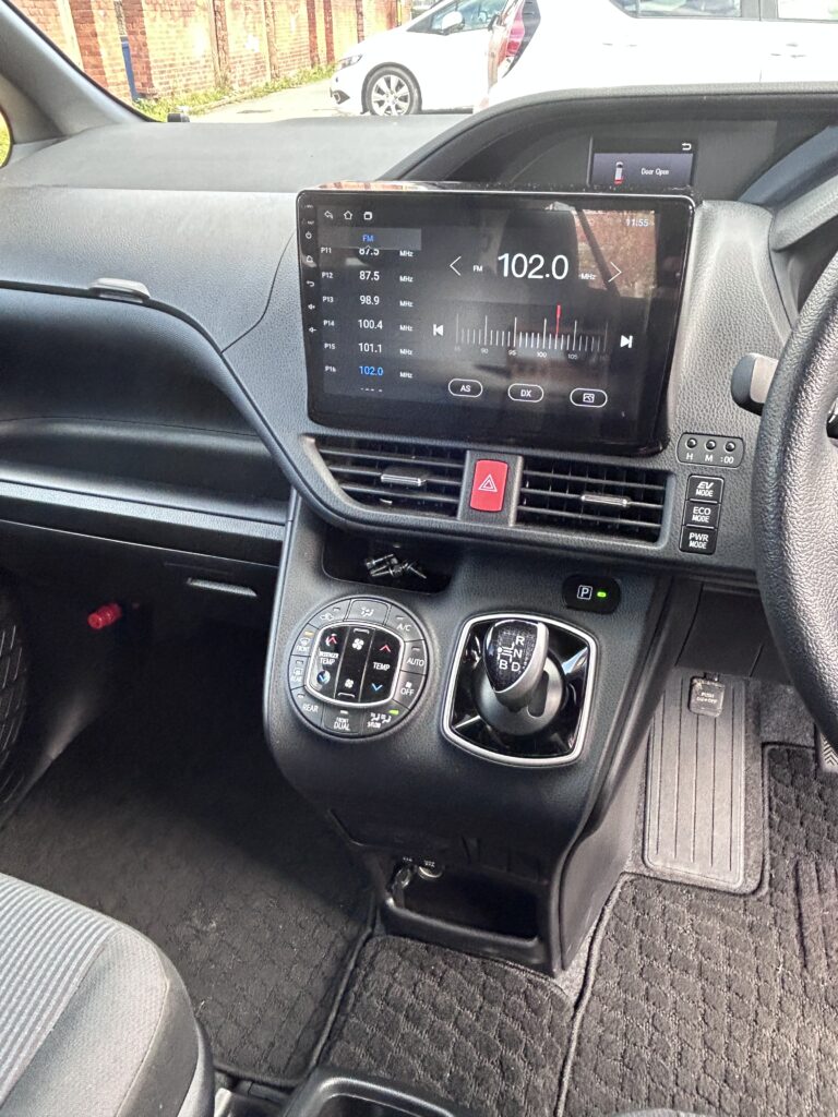 Toyota Voxy 2019 MX19 AKW