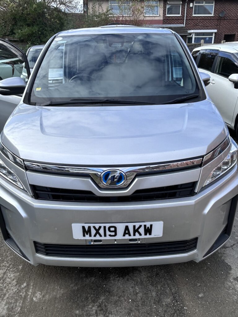 Toyota Voxy 2019 MX19 AKW