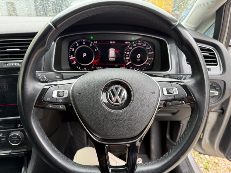 Volkswagen Golf Estate 1.2 2020 TSI Automatic – 43,000 miles