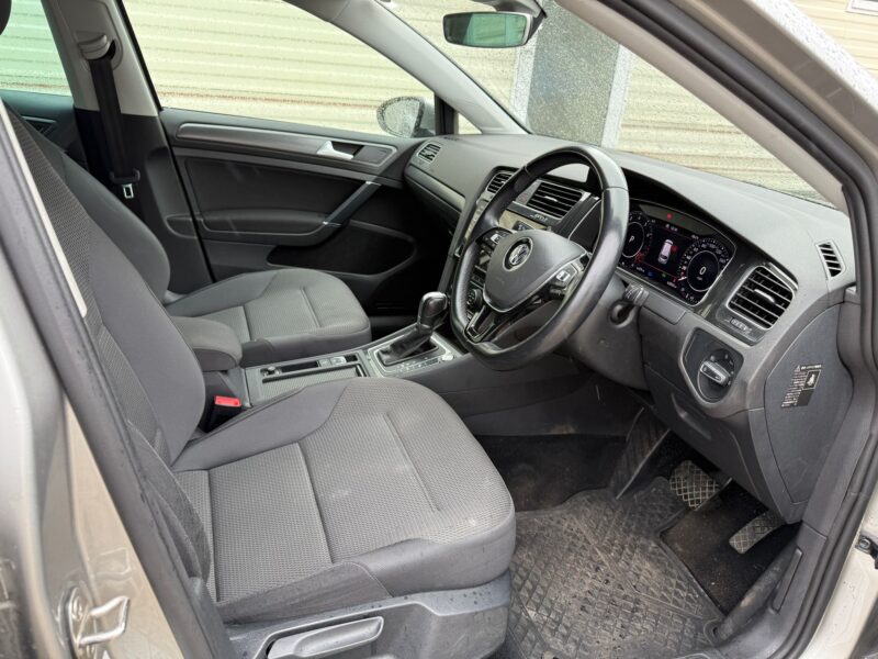 Volkswagen Golf Estate 1.2 2020 TSI Automatic – 43,000 miles