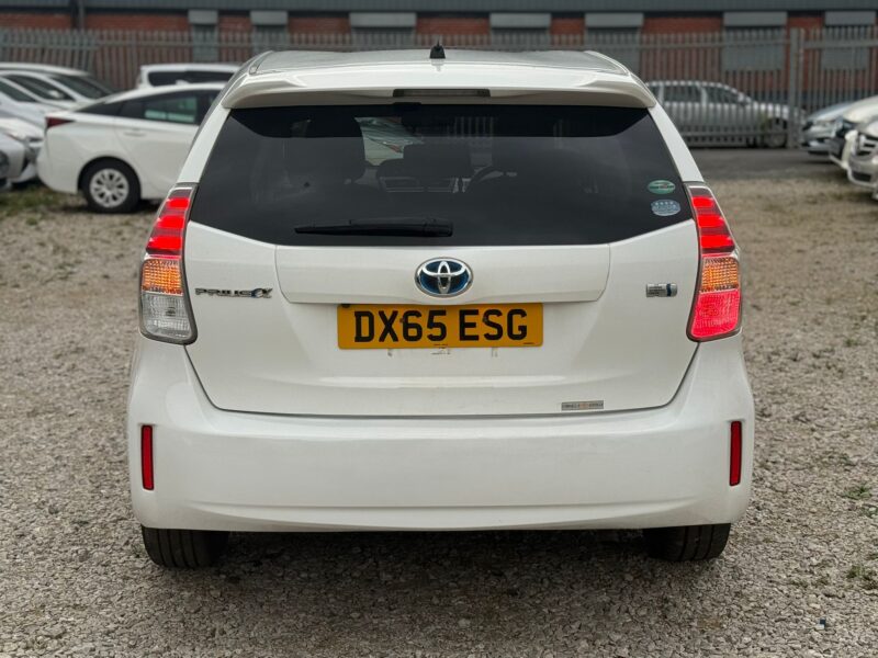 Toyota Prius 2015+ Hybrid Auto | 7 Seats | ULEZ Free