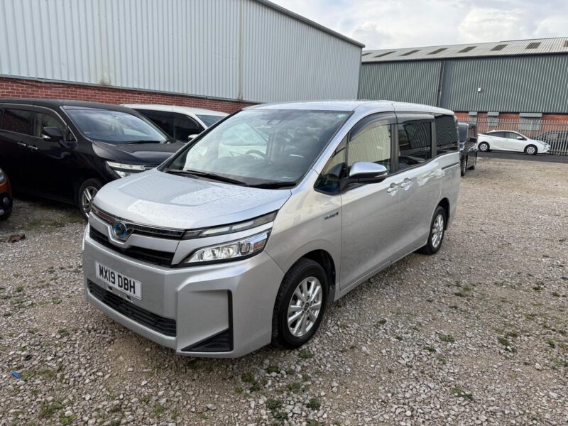 2019 Toyota Voxy Hybrid MPV Manchester | Spacious 7-Seater, ULEZ Free, Finance & Warranty Available