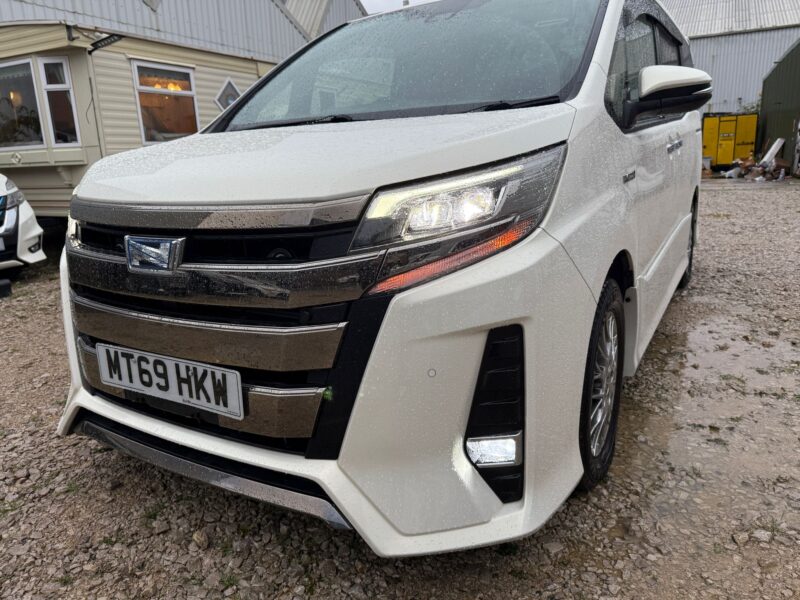2019 Toyota Noah WXB Luxury • 7-Seater Automatic MPV • Family Car • For Sale in Manchester